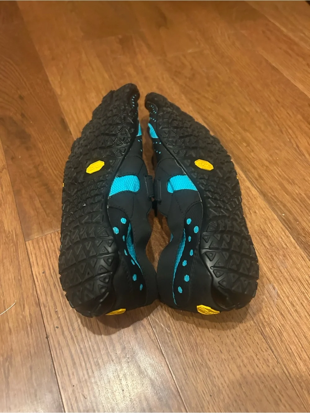 Vibram FiveFingers Blue and Black Toe Shoes